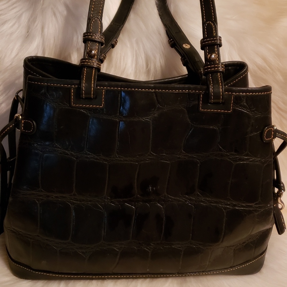 Dooney & Bourke - Picture 3 of 8